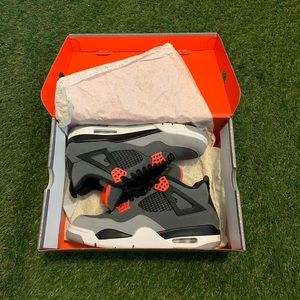 Jordan 4 Infrared
